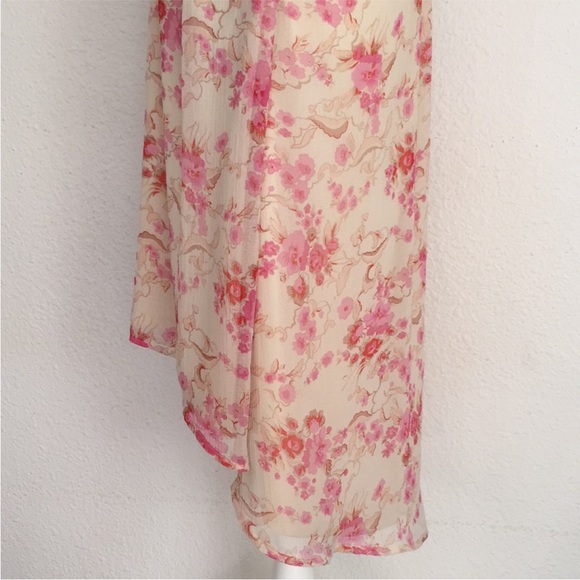 Kimchi Blue Floral Dress with Lace Trim - Picture 6 of 15